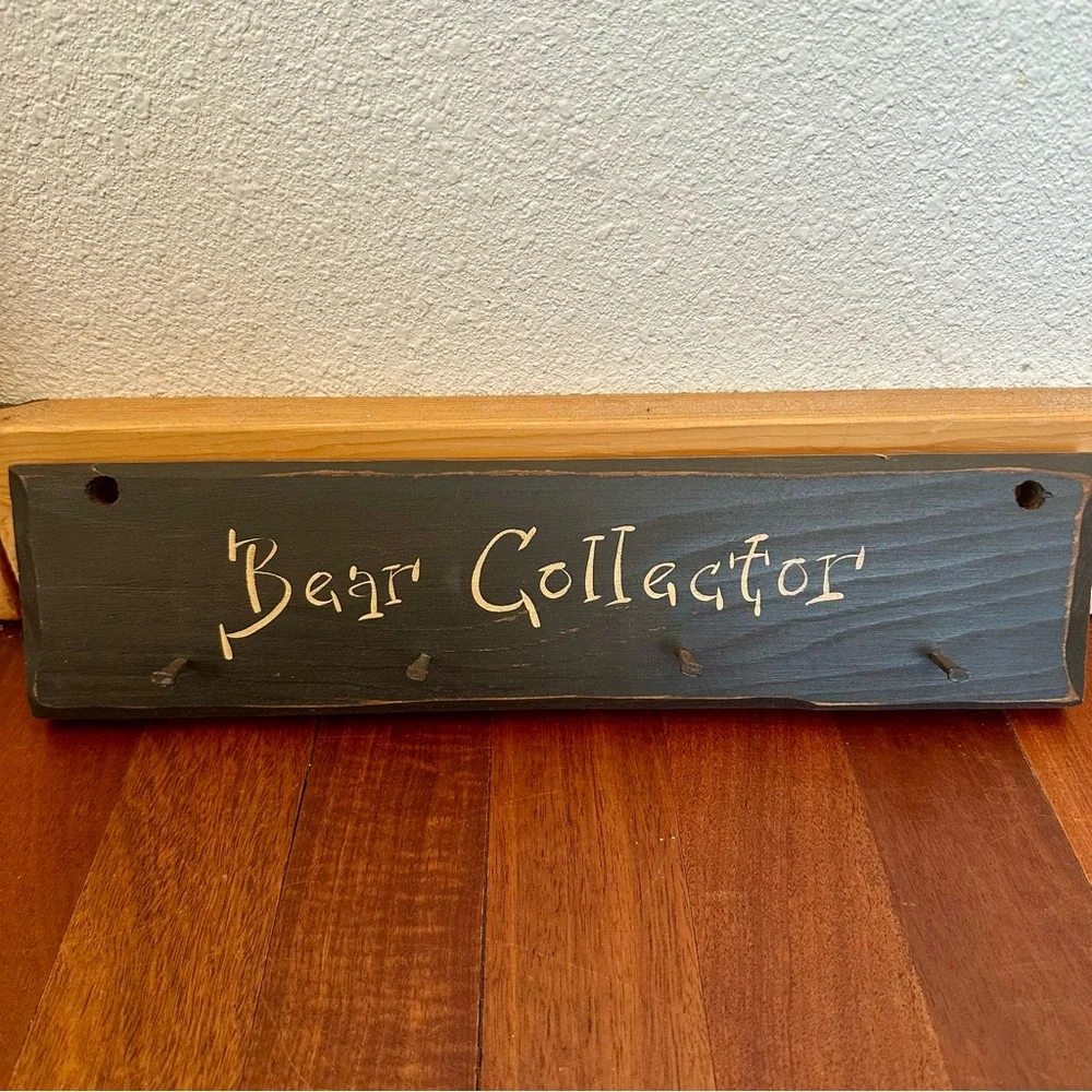 Rustic Black Wall Hanger Bear Collector